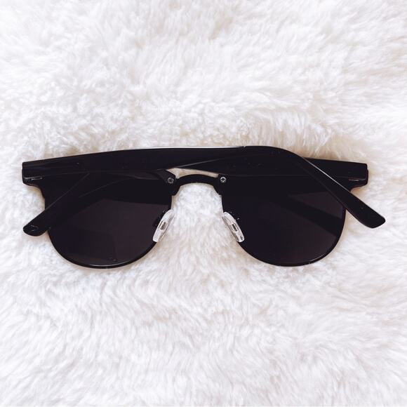 Theo Black Sleek Modern Sunglasses - Picture 9 of 11
